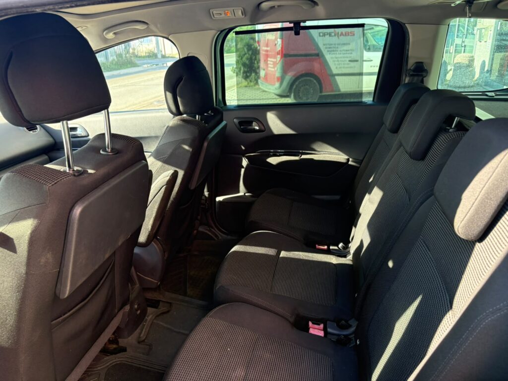 Peugeot 5008 HDI 150 CV